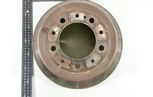Toyota Land Cruiser (J100) Rear brake disc