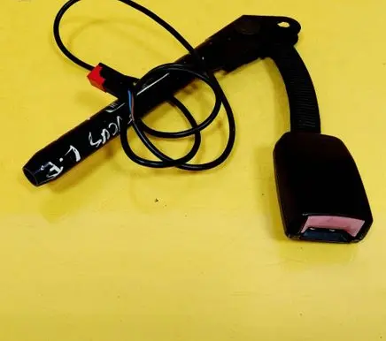Ford Focus Front seatbelt buckle 98ABA61209BF