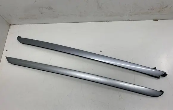 BMW X3 E83 Tailgate/trunk side cover trim 