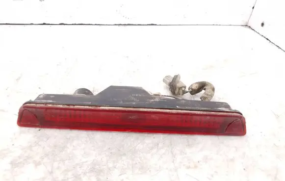 Honda FR-V Third/center stoplight 28622539