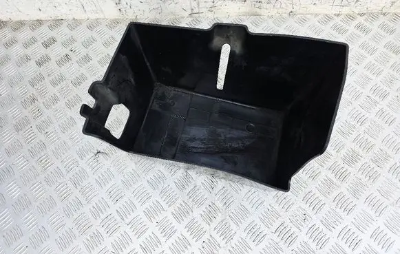 Mitsubishi L200 Battery box tray 