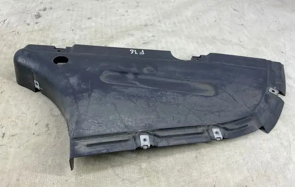 BMW 4 F36 Gran coupe Rear bumper underbody cover/under tray 7260770