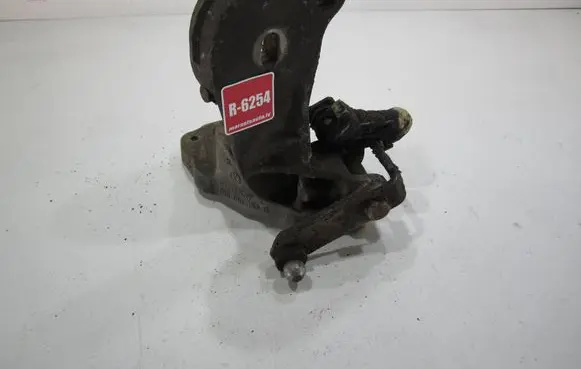 Volkswagen Golf III Engine mounting bracket 1H0199353D