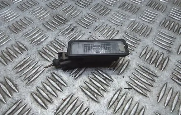 Volkswagen Golf VI Number plate light 1K8943021