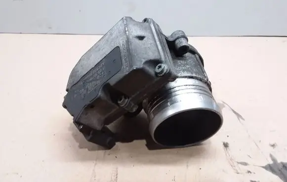 Ford Focus Throttle valve 7V2Q9E926AB A2C53238886