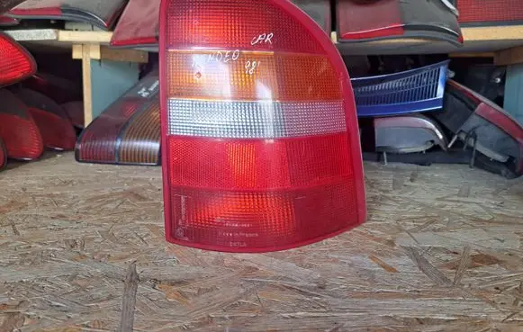 Ford Mondeo MK II Rear/tail lights 96BG13A602CB 93BG13N004EB