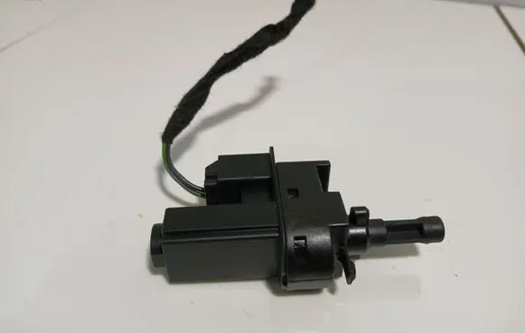 Ford Fiesta Clutch pedal sensor 4M5T7C534AA