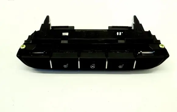 KIA Ceed Seat heating switch 93315J7010