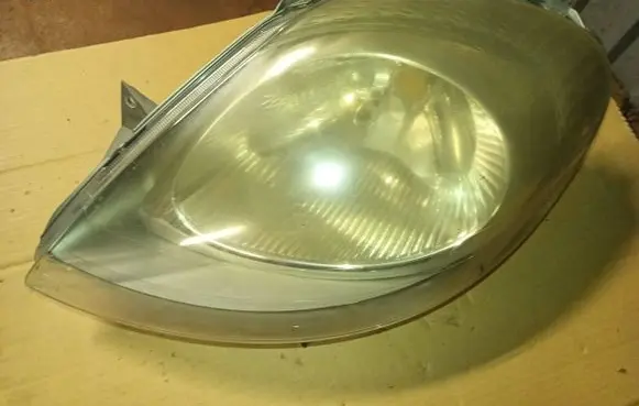 Renault Trafic II (X83) Headlight/headlamp 7700311371