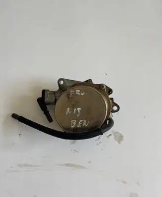 BMW 1 F20 F21 Vacuum pump 7625260 705260000