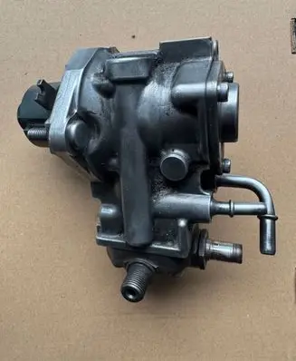 Volvo XC60 Fuel injection high pressure pump 31405129