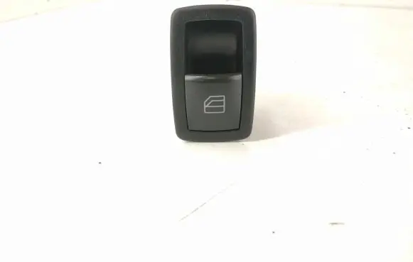Mercedes-Benz R W251 Electric window control switch 2518200510 A2518200510