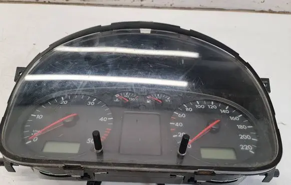 Speedometer (instrument cluster)
