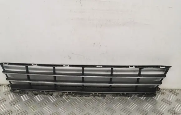 Volvo S80 Front bumper lower grill 31323990