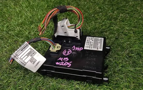 Mercedes-Benz C W205 Air conditioning/heating control unit A2059001419 A2059012004