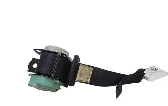 Middle seatbelt (rear)