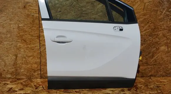 Opel Crossland X Front door 