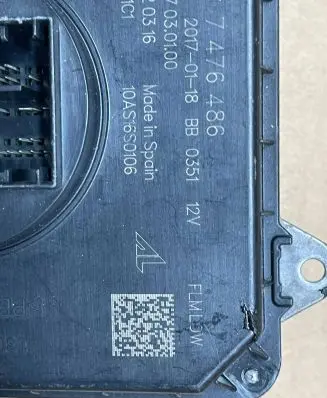 BMW 5 G30 G31 G38 LED ballast control module 7476486 2227030100 10AS16S0106