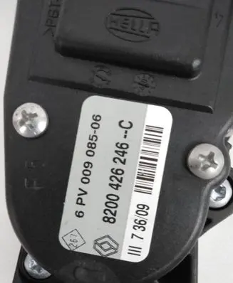 Renault Twingo II Accelerator throttle pedal 8200426246C 6PV00908506