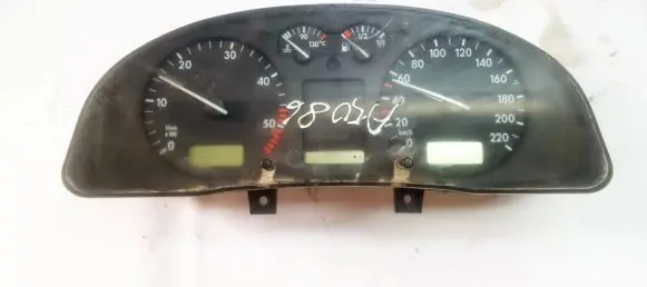 Volkswagen PASSAT B5 Speedometer (instrument cluster) 09051940090 0905194-0090