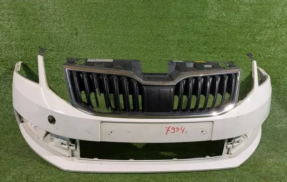 Skoda Octavia Mk3 (5E) Front bumper 