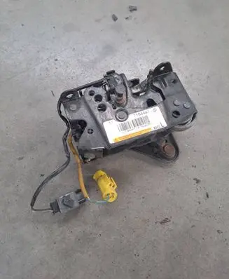 BMW 5 F10 F11 Engine bonnet/hood lock/catch 7184441 142380872