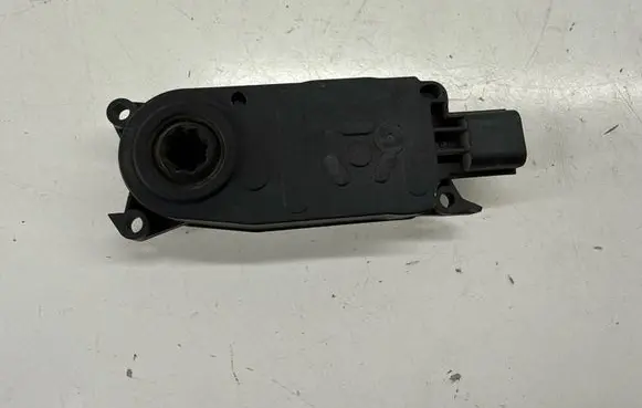 Ford Escape IV Radiator active air flap actuator LX6B8476BB LX6Z10884B