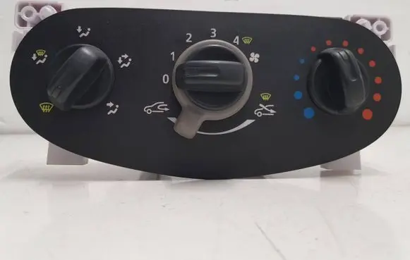 Dacia Sandero Climate control unit T1001640A N106277P
