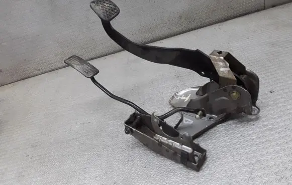 Land Rover Freelander Pedal assembly 