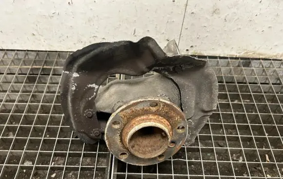 BMW 1 F20 F21 Front wheel hub 6792286 679228604
