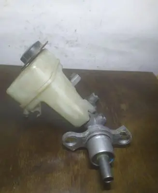 Opel Vectra C Master brake cylinder 320670692