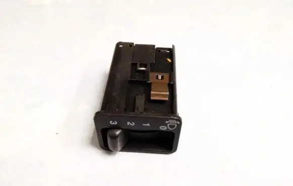 Headlight level height control switch