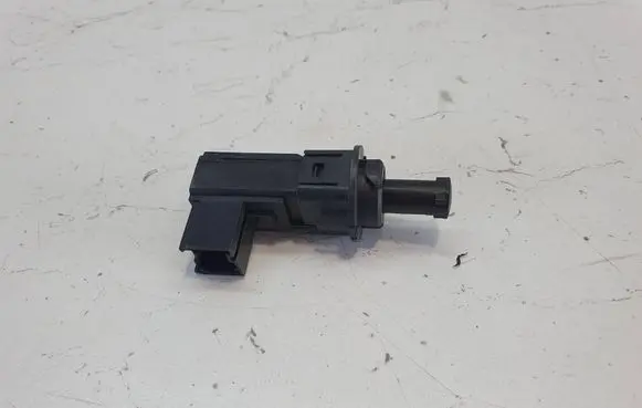 Dodge Durango Brake pedal sensor switch 68078700AD 0051600775