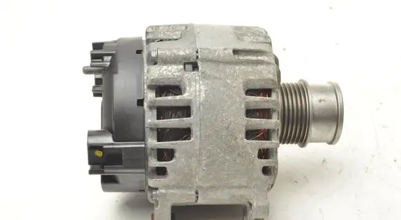 Skoda Octavia Mk4 Generator/alternator 05E903026C