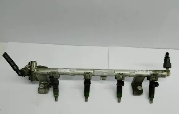 Ford Fiesta Fuel main line pipe 9D2809H487