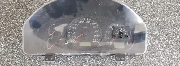 Mazda Premacy Speedometer (instrument cluster)