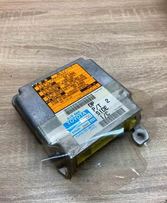Toyota Avensis Verso Airbag control unit/module 8917044050 2310002460
