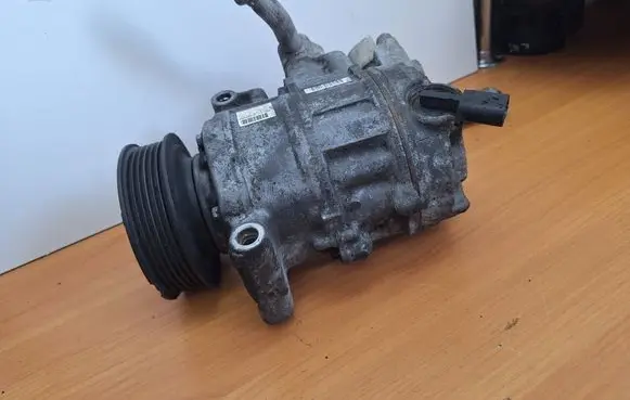 Audi A4 S4 B8 8K Air conditioning (A/C) compressor (pump) 8K0260805L