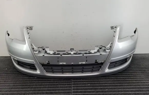 Volkswagen PASSAT B6 Front bumper