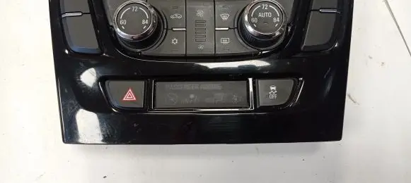 Buick Encore I Climate control unit 39082905 A2C1135060001 13422812