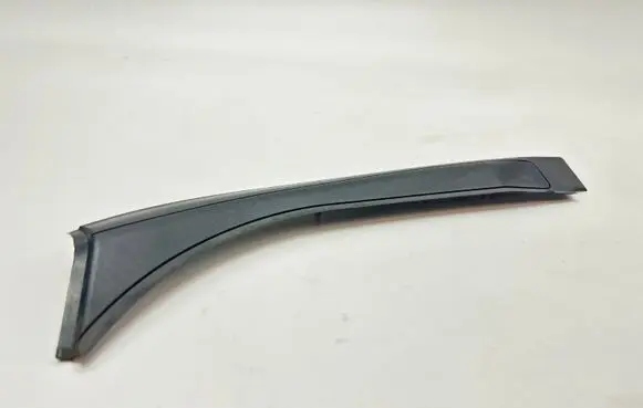 BMW Z4 E85 E86 (B) Pillar trim (exterior) 51477025645 7025645 74850610