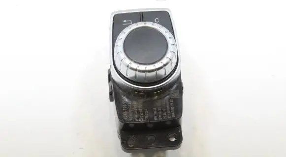 Mercedes-Benz B W246 W242 Head unit multimedia control A2469009802 A2469013302