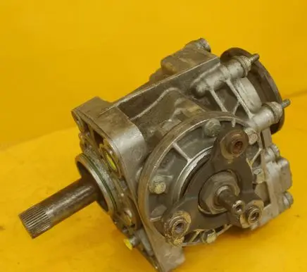 Audi A3 S3 8L Gearbox transfer box case 02M409053K 02M409148A 02M409173