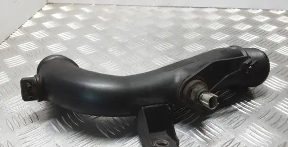 Toyota Avensis T250 Intercooler hose/pipe 173620R011