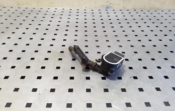 BMW 5 F10 F11 Headlight/headlamp level sensor 37146784072 6784072