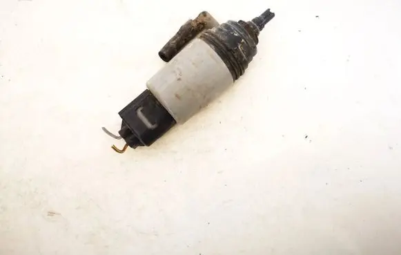 BMW 5 E60 E61 Windscreen/windshield washer pump 67126934159 6712-6934159