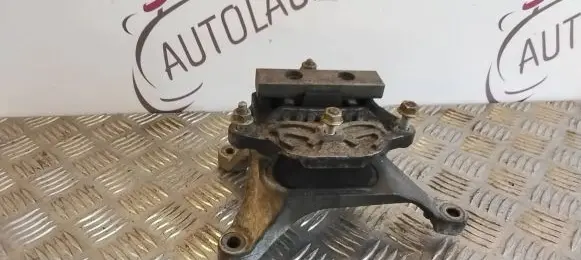 Audi A4 S4 B9 Gearbox mount 8M0399156 8W0399118C
