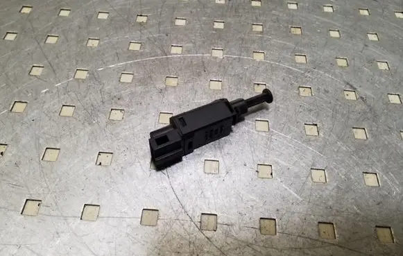 Clutch pedal sensor