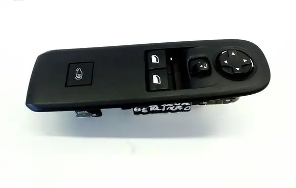 Citroen Berlingo Electric window control switch 96784561ZD