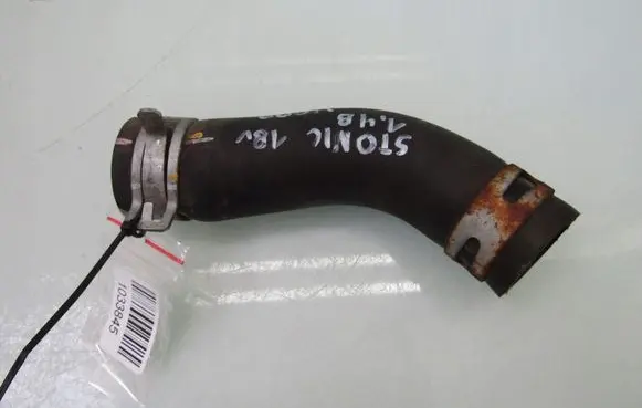 KIA Stonic Engine coolant pipe/hose